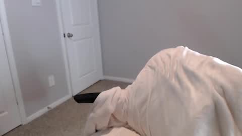 Snapshot of sexymanmk26 chatting on March 2025 01:57:02 PM lets go private im ready to play pvt cum online show from March 2025 01:57:02 PM