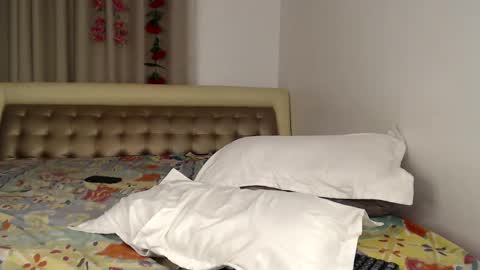 Snapshot of sexymia06 chatting on February 2025 02:06:02 AM Melina online show from February 2025 02:06:02 AM