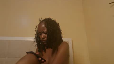 Miss mia online show from September 2025 02:05:02 PM