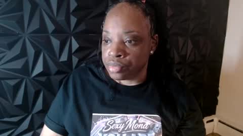 Snapshot of sexymona1218 chatting on June 2026 09:36:02 AM SexyMona online show from June 2026 09:36:02 AM