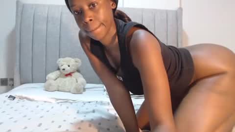 sexymonalisa1 online show from October 2025 03:12:02 AM