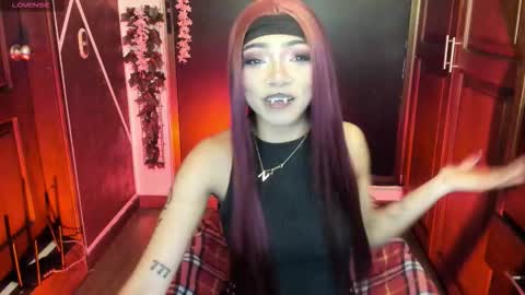 N A F online show from November 2025 07:57:01 PM