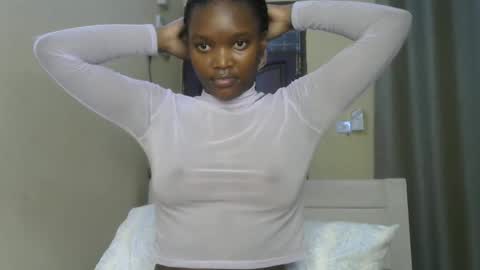 Lee online show from March 2025 04:49:01 AM