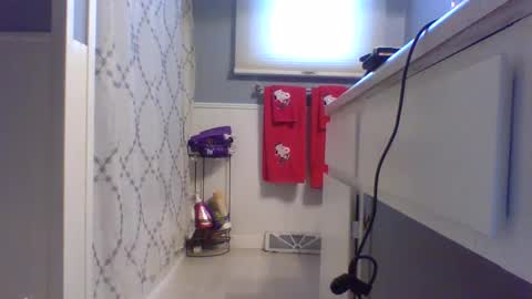 sexypluvin online show from December 2024 08:16:01 PM