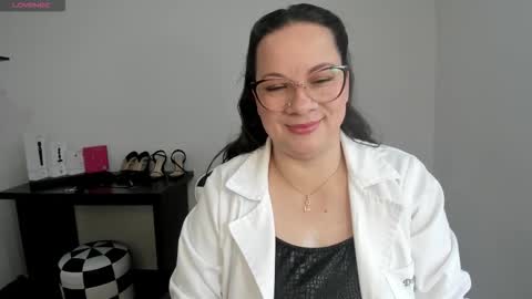 Snapshot of sexypsychologist chatting on October 2025 08:50:02 PM Sexy Psychologist online show from October 2025 08:50:02 PM