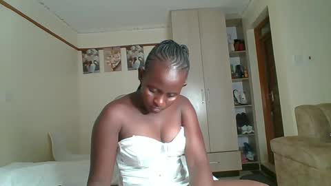 Snapshot of sexyreddebony chatting on February 2025 03:15:02 PM sexyreddebony online show from February 2025 03:15:02 PM