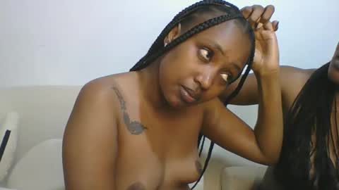 sexyriri22 online show from December 2025 10:05:01 PM