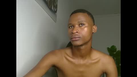 Enzo online show from May 2026 08:17:01 PM