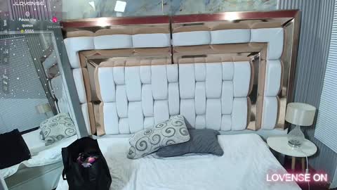 Kendall online show from December 2024 12:03:01 PM