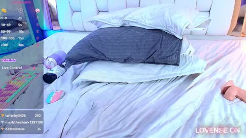 Kendall online show from January 2025 03:19:01 PM