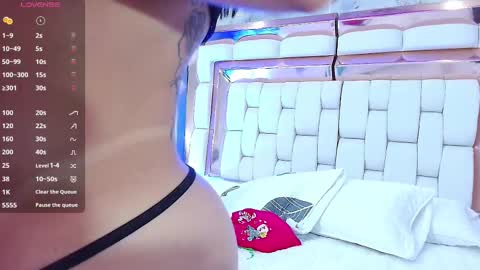 Kendall online show from February 2025 12:26:02 PM