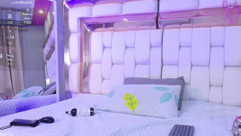 Snapshot of sexysister_ chatting on March 2026 03:08:01 PM Kendall online show from March 2026 03:08:01 PM