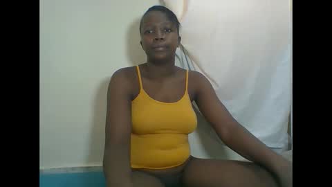 Snapshot of sexysleeky chatting on March 2025 08:19:02 AM PAULINE online show from March 2025 08:19:02 AM