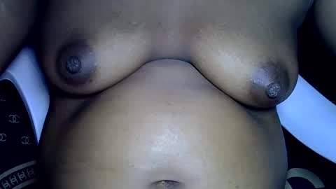 Snapshot of sexystella10 chatting on June 2026 07:04:02 PM Stella online show from June 2026 07:04:02 PM