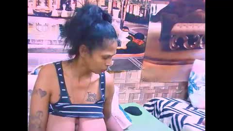 sexyva4u2luv online show from September 2025 09:09:01 AM