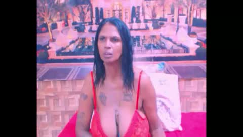 sexyva4u2luv online show from October 2025 05:05:01 AM