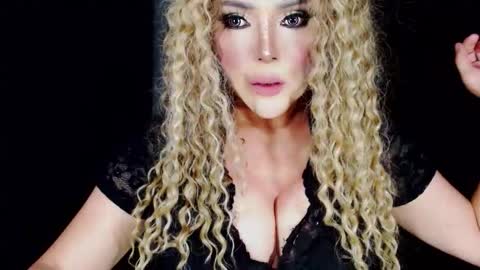 Snapshot of sexywebcamdoll chatting on September 2025 09:25:01 PM Audrey Maristela online show from September 2025 09:25:01 PM