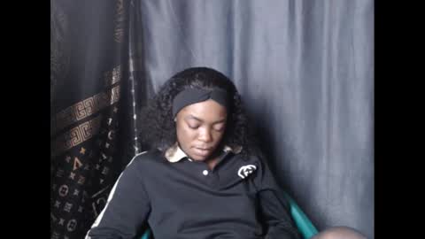 Blue online show from December 2024 09:35:01 AM