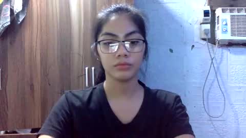 Xenaaa online show from October 2025 08:53:02 PM