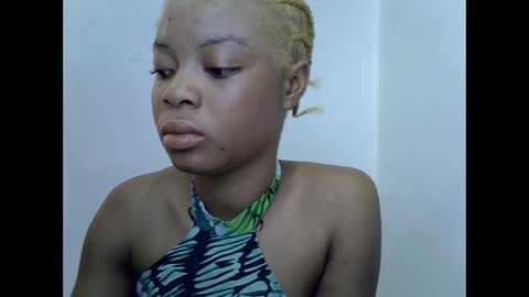 sexyxpeach online show from January 2026 02:00:02 PM