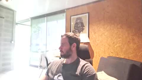 shad0w_hunter online show from October 2025 01:44:01 PM