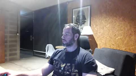 shad0w_hunter online show from March 2026 10:38:01 PM