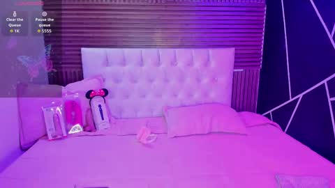 Liz online show from April 2026 10:12:01 PM