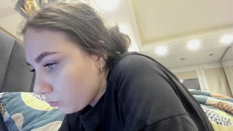 shadow_raffi online show from December 2024 12:39:02 AM