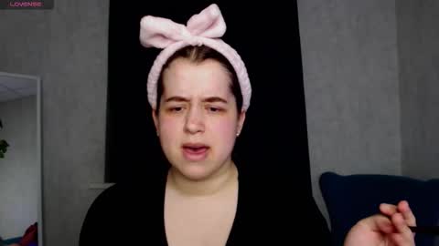 Snapshot of shadowfray chatting on November 2025 01:16:01 AM shadowfray online show from November 2025 01:16:01 AM