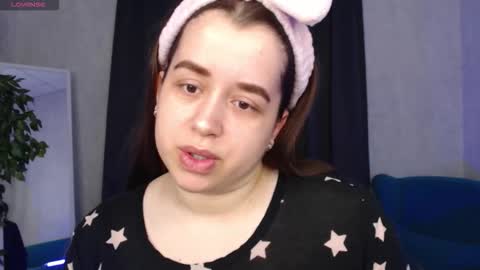 Snapshot of shadowfray chatting on November 2025 01:53:01 AM shadowfray online show from November 2025 01:53:01 AM