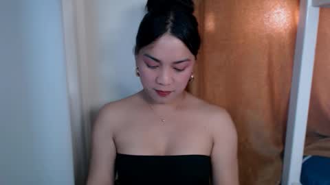 Snapshot of shadowseductress chatting on February 2026 11:47:02 PM shadowseductress online show from February 2026 11:47:02 PM