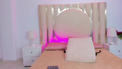 Shaina online show from December 2024 01:50:02 AM