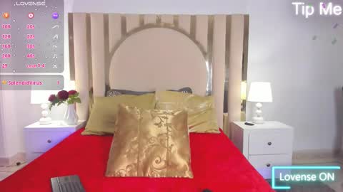 Shaina online show from October 2025 08:42:01 PM