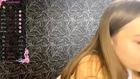 Iris online show from October 2025 08:07:01 PM