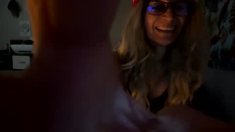 Shaman Woman online show from December 2024 12:55:02 PM