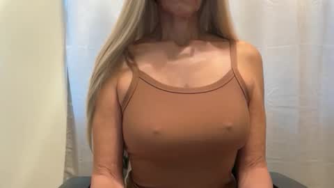 Shaman Woman online show from November 2025 06:40:01 PM