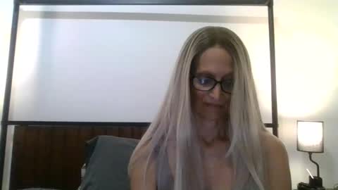 Snapshot of shamanwoman chatting on March 2026 07:24:02 PM Shaman Woman online show from March 2026 07:24:02 PM