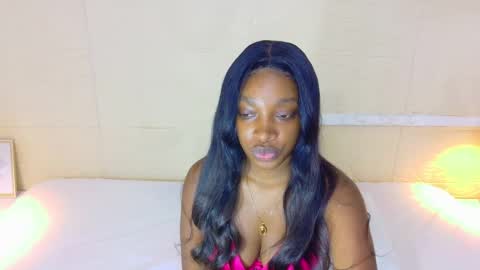 Catalina online show from October 2025 07:48:01 PM