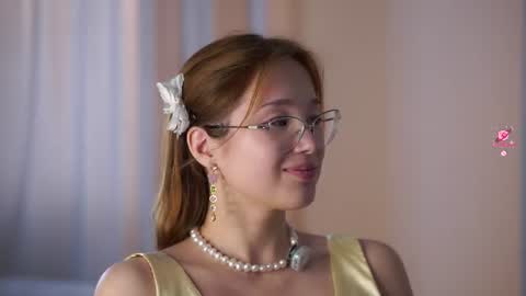 Snapshot of shandrahoner chatting on June 2026 12:40:01 PM Liza online show from June 2026 12:40:01 PM