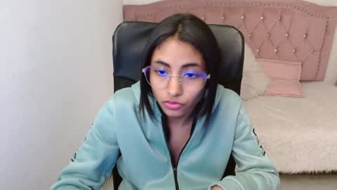 shanelle online show from February 2025 09:28:01 AM