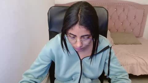 shanelle online show from February 2025 09:21:02 AM