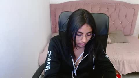 shanelle online show from February 2025 09:11:01 AM