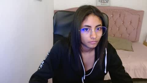 shanelle online show from March 2025 09:22:01 AM