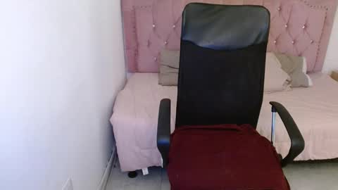 shanelle online show from March 2025 06:08:01 AM