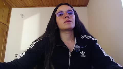 Snapshot of shanel_lozano chatting on June 2026 03:39:02 PM shanel_lozano online show from June 2026 03:39:02 PM