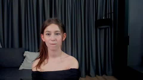 Snapshot of shanellwreath chatting on December 2025 05:29:01 PM me name is Mia online show from December 2025 05:29:01 PM