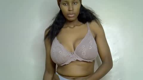 Snapshot of shanizzz chatting on October 2025 01:55:02 PM shanizz online show from October 2025 01:55:02 PM