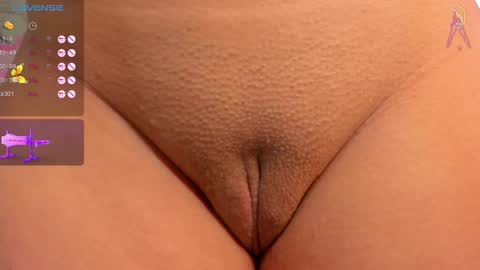 Snapshot of shannakendall chatting on March 2025 08:45:02 PM Shana online show from March 2025 08:45:02 PM