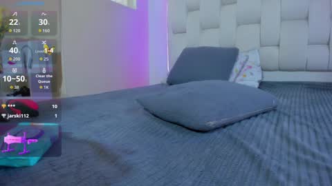 Snapshot of shannakendall chatting on September 2025 02:31:01 PM Shana online show from September 2025 02:31:01 PM