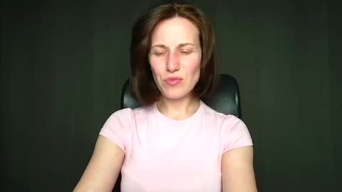 Snapshot of shannen_sweet chatting on May 2026 11:15:01 AM Shannen online show from May 2026 11:15:01 AM
